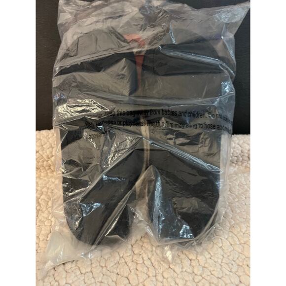 Deluxe memory foam women’s slippers size 7-8-NIB - Picture 2 of 4